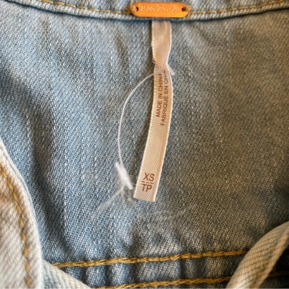 NWOT Free People Washed Out Cloud Blue
Denim Lace Up - Picture 10 of 12